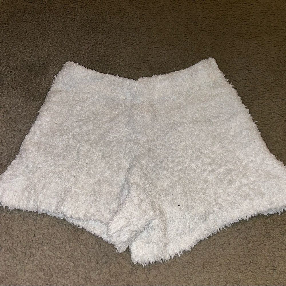 Women’s fuzzy sleep shorts. Sz l